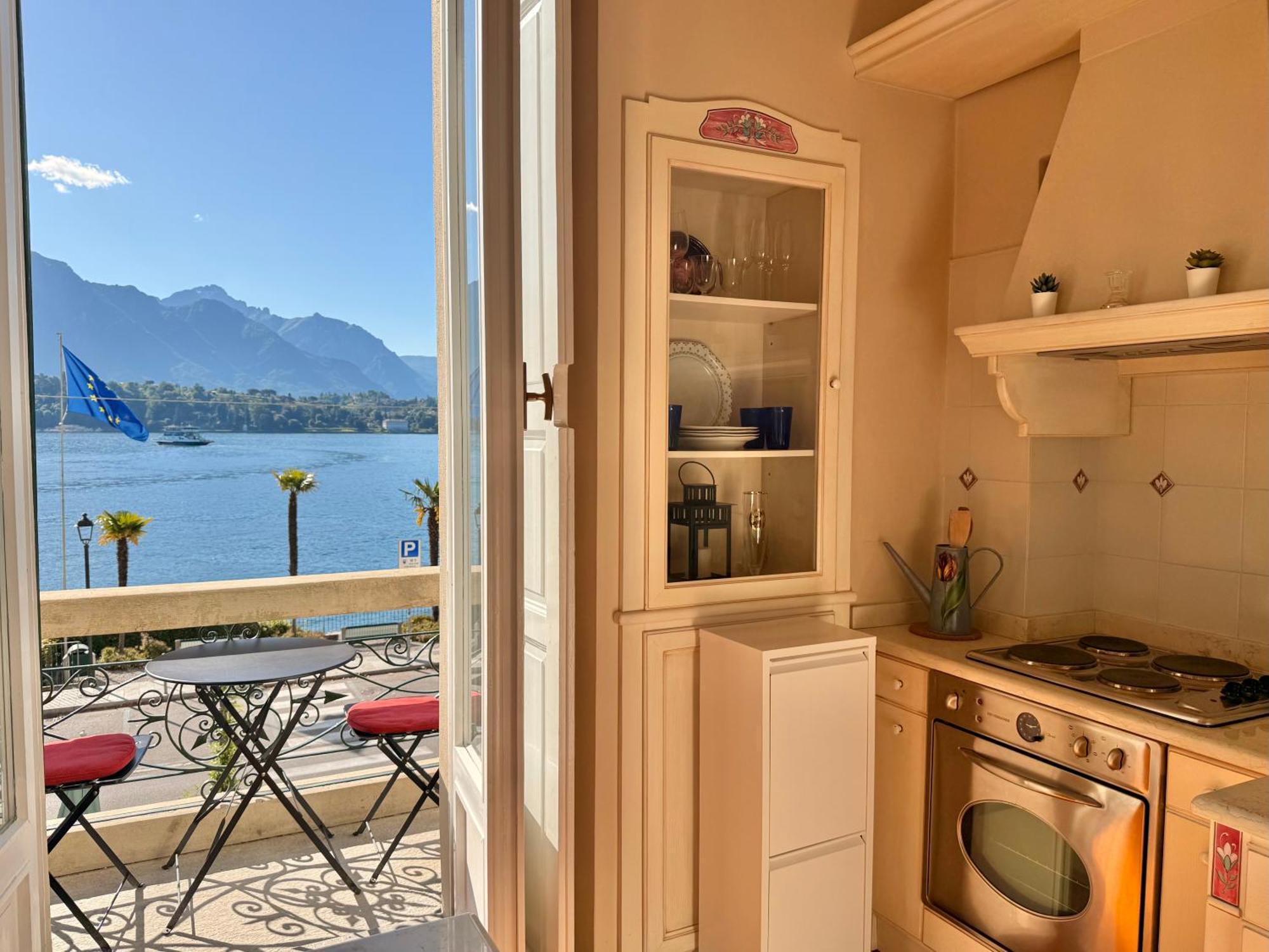 Belle Ile Lake View Suite Cadenabbia Exteriör bild