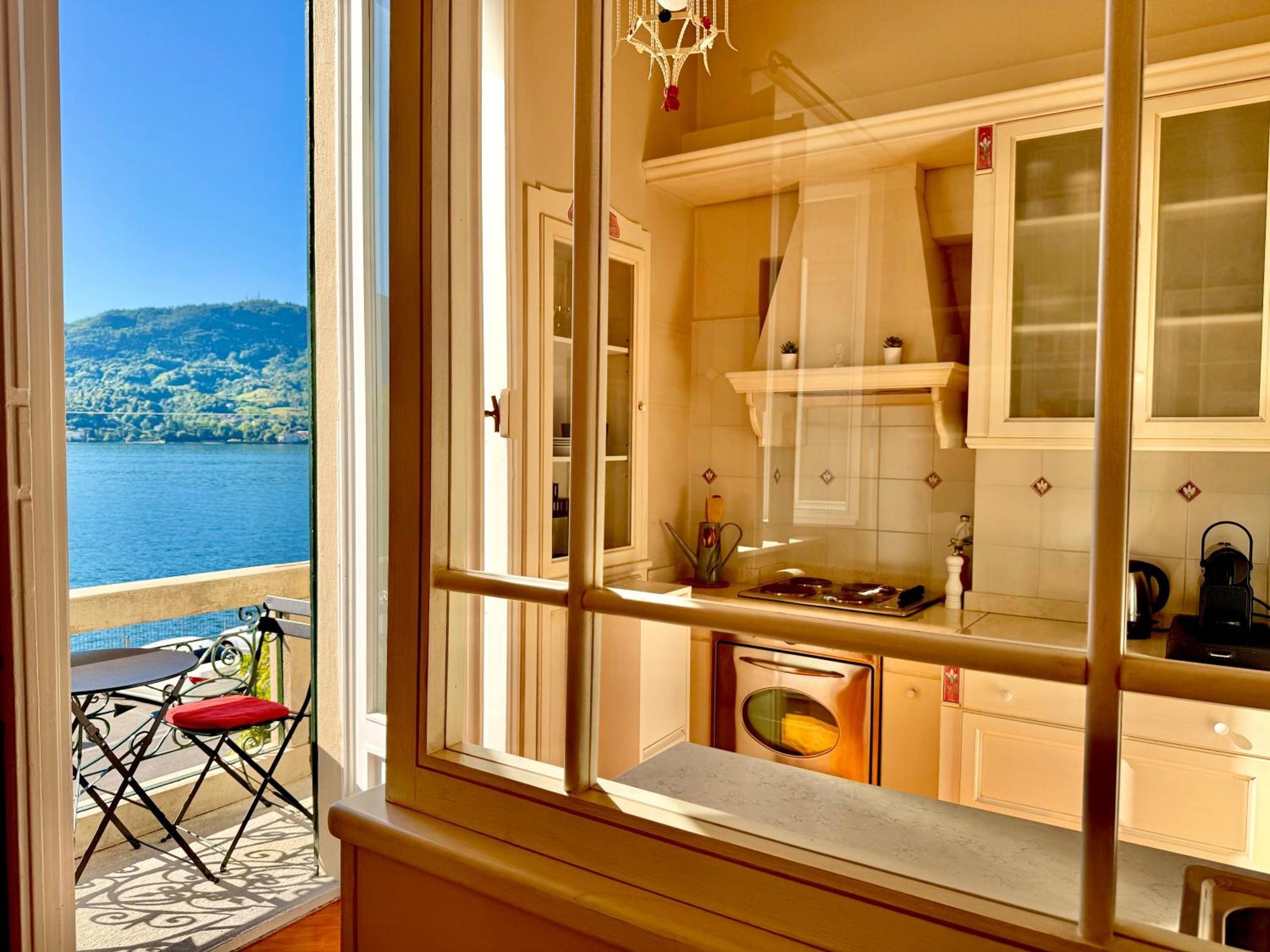 Belle Ile Lake View Suite Cadenabbia Exteriör bild